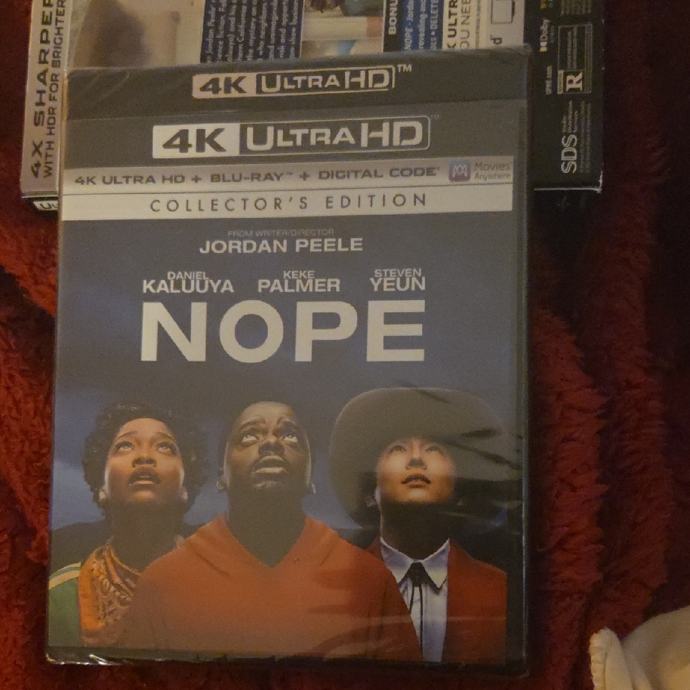 NOPE | 4K Ultra HD Blu-ray Collector's Edition - Picture 5 of 7